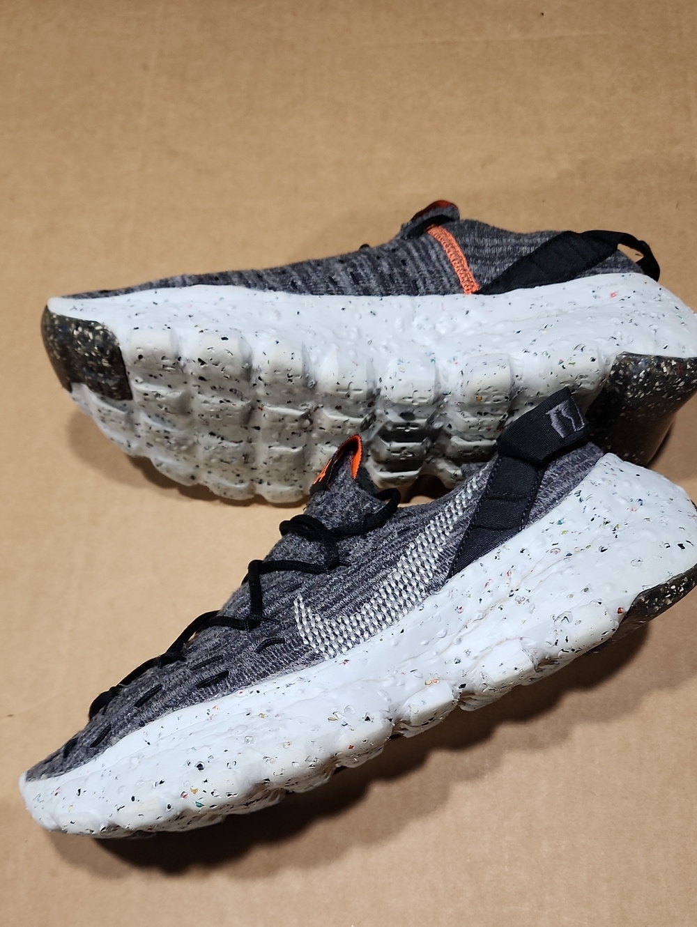 Nike Space Hippie 04 Iron Grey-Photon Dust Sz 8